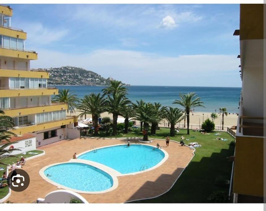 Holiday Center Apartamento Vistas Mar, Acceso Directo Playa Y Piscina Roses Extérieur photo