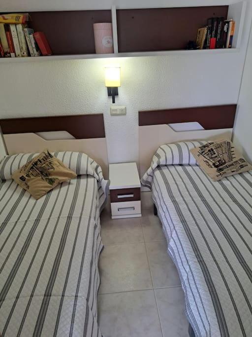 Holiday Center Apartamento Vistas Mar, Acceso Directo Playa Y Piscina Roses Extérieur photo